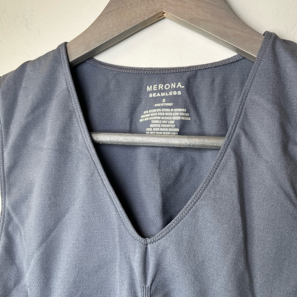 Merona Seamless Gray Ruched Sleeveless Top, Size Women’s Small - Picture 3 of 6